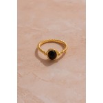 انگشتر طلایی رنگ ثابت نگین مشکی برند I am