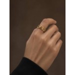 انگشتر زنانه طلایی طرح زنجیری آبکاری طلا و رنگ ثابت برند six
