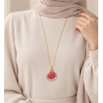 گردنبند زنانه طلایی بلند رنگ ثابت با پلاک دایره ای طرح گل برند accessories